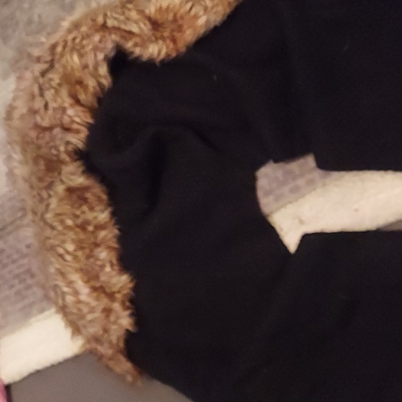 FURRY SOFT HOODED SCARF - Picture 4 of 5